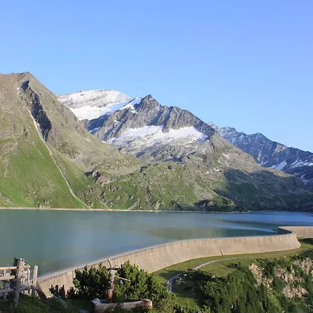 Haus Hoellerer Апартаменты