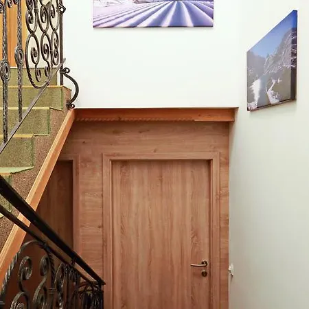 Haus Hoellerer Апартаменты