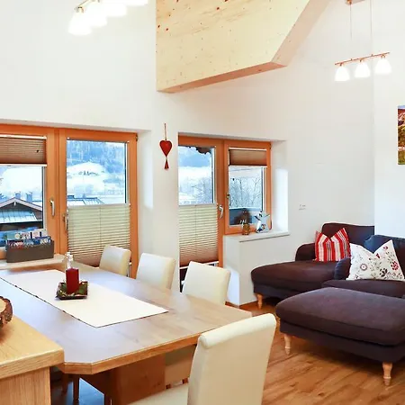 Апартаменты Haus Hoellerer *