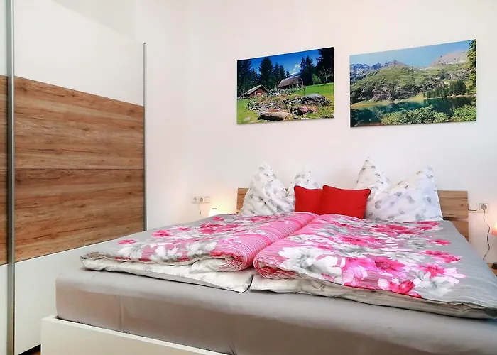 Haus Hoellerer * Uttendorf